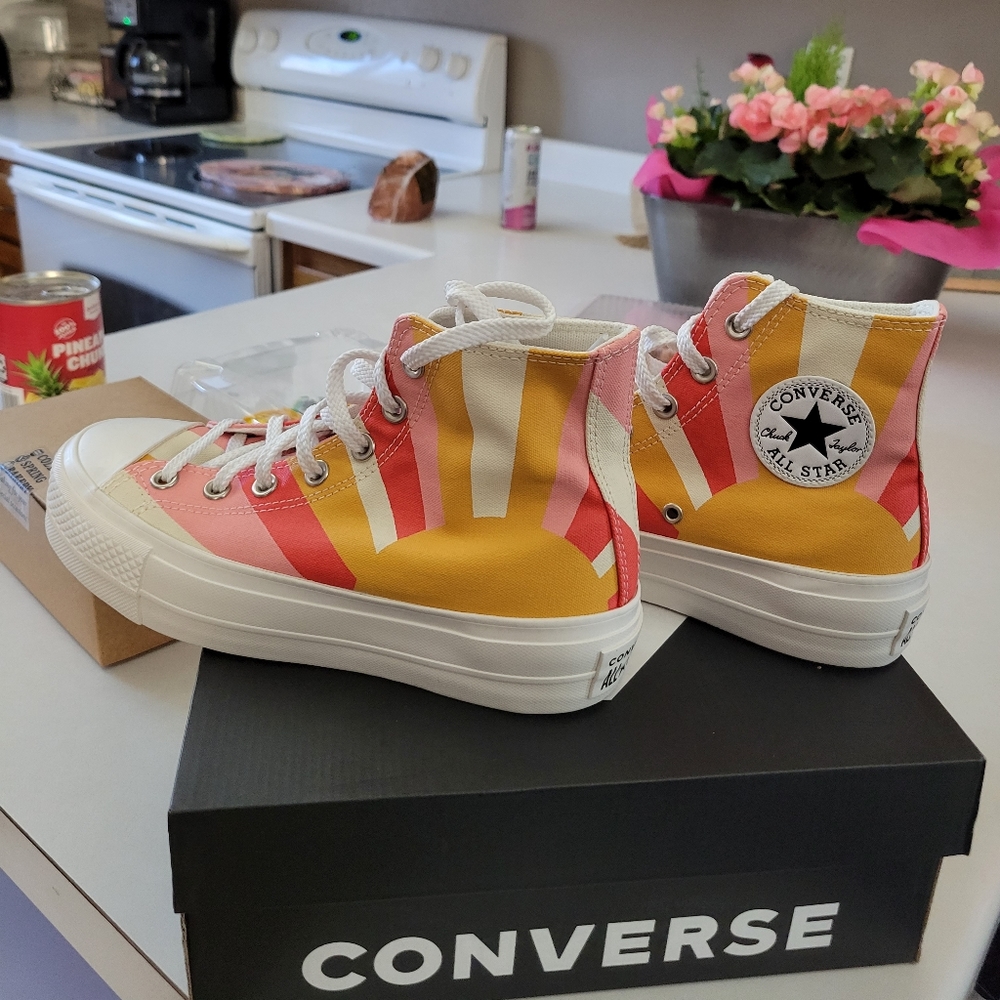 Sunshine Platform Converse